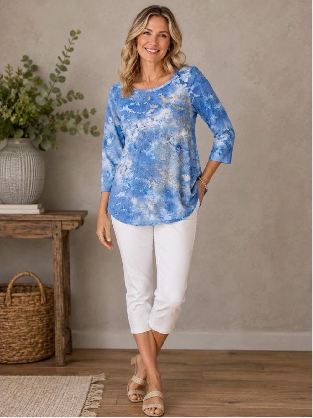 Karen Kane Tie Dye Burnout Shirttail Top 1X NWT Blue Floral